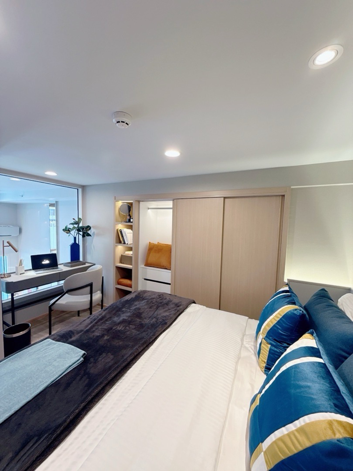 ขายคอนโดสยาม จุฬา สามย่าน : 𝐂𝐇𝐔𝐋𝐀 𝐂𝐇𝐔𝐋𝐀 ห้องใหม่ พร้อมอยู่ เจ้าของขายเอง ชั้นสูง 𝟐𝟑 วิวโล้ง ตำแหน่ง 25 ไม่บลอค พร้อมนัดดูห้องได้ตลอด 