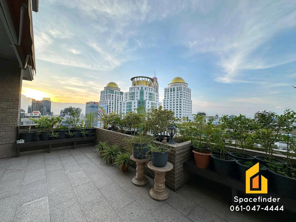 ขายคอนโดวิทยุ ชิดลม หลังสวน : คอนโด 3 นอน ใจกลางเมือง เลี้ยงสัตว์ได้
ระเบียงส่วนตัวถึงสองฝั่ง