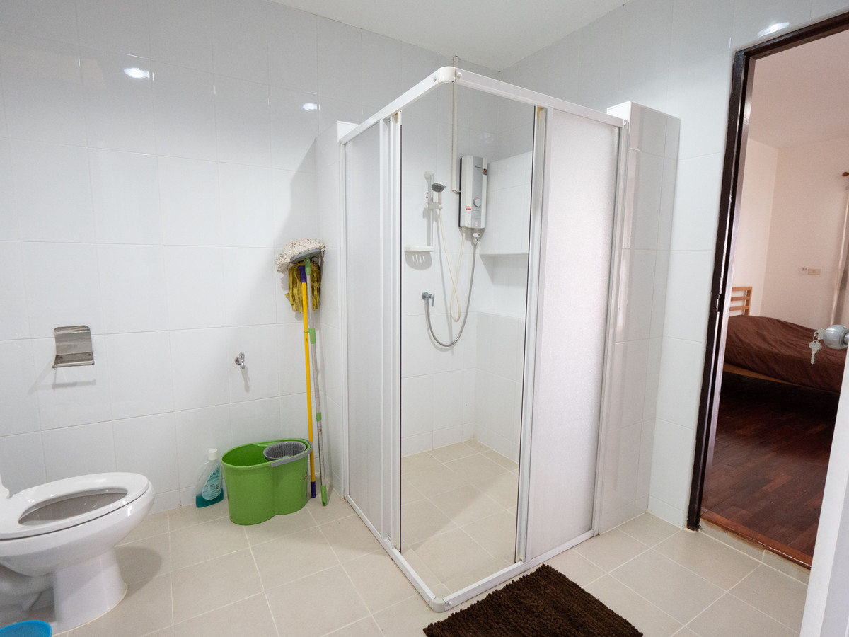 ขายทาวน์โฮมนครพนม : #ขายบ้านริมแม่น้ำโขง #เมืองนครพนม ทำเลดีมากๆ สวยสภาพดี 95% ขายถูก พร้อมอยู่ได้เลย 100 เมตร ถึงริมโขง  #ขายทาวน์เฮาส์ริมโขง 2 ชั้น ขนาด 34.9 ตรว. พื้นที่ใช้สอยรวม 200 ตรม. 2 นอน 2 น้ำ 1 ครัว 2 ที่จอดรถ 