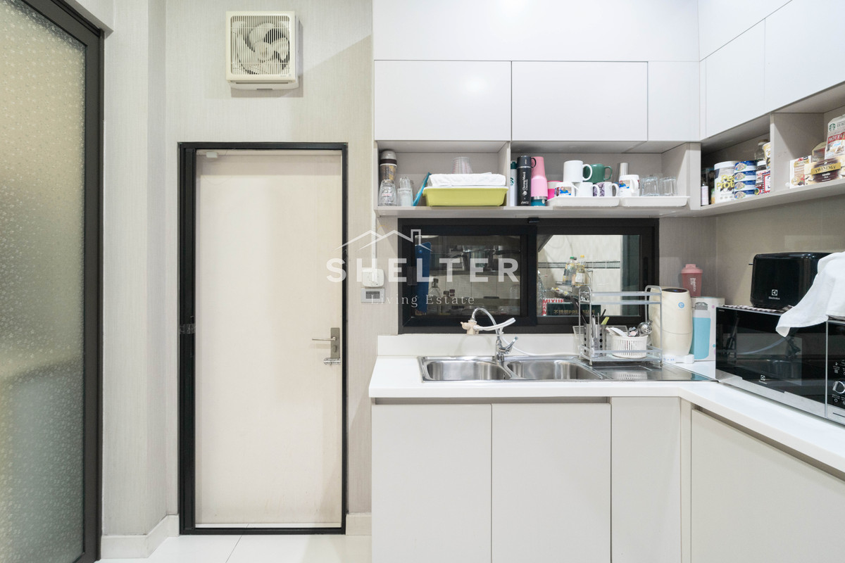 ขายบ้านรามคำแหง หัวหมาก : Modern Luxury Home 3 ชั้น เชื่อมต่อเส้นเลียบทางด่วนได้ทันที พร้อมเดินทางไปเอกมัย-ทองหล่อ 🚘