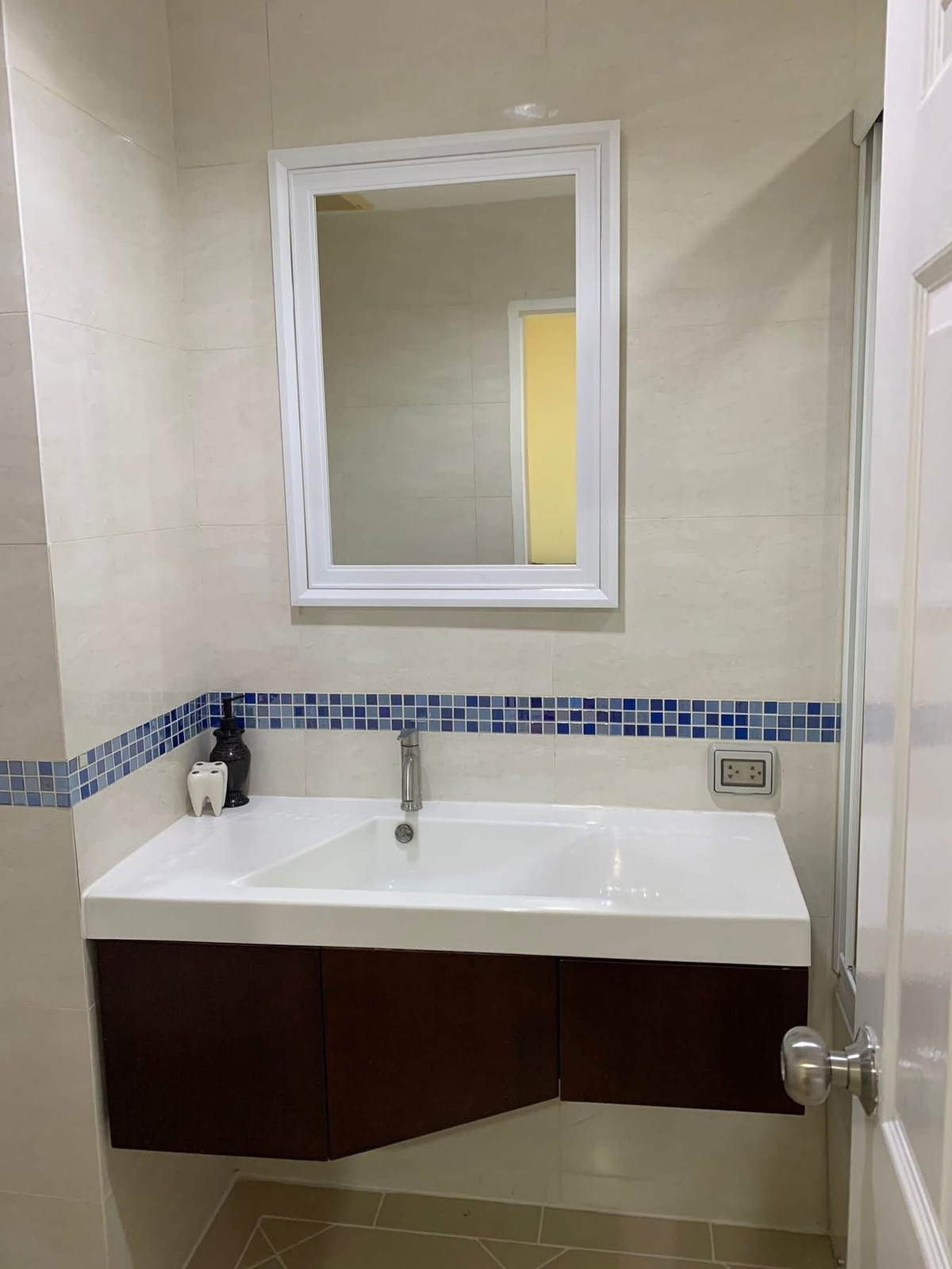 ขายคอนโดรัชดา ห้วยขวาง : 🚀 Life ห้วยขวาง - 42ตรม. 1ห้องนอน รีโนเวทใหม่ 092-545-6151 (ทีม)