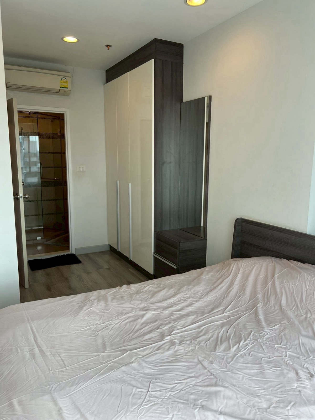 ให้เช่าคอนโดสาทร นราธิวาส : Centric Sathorn St.Louis 1b1b 35sqm 19k call 0886166564