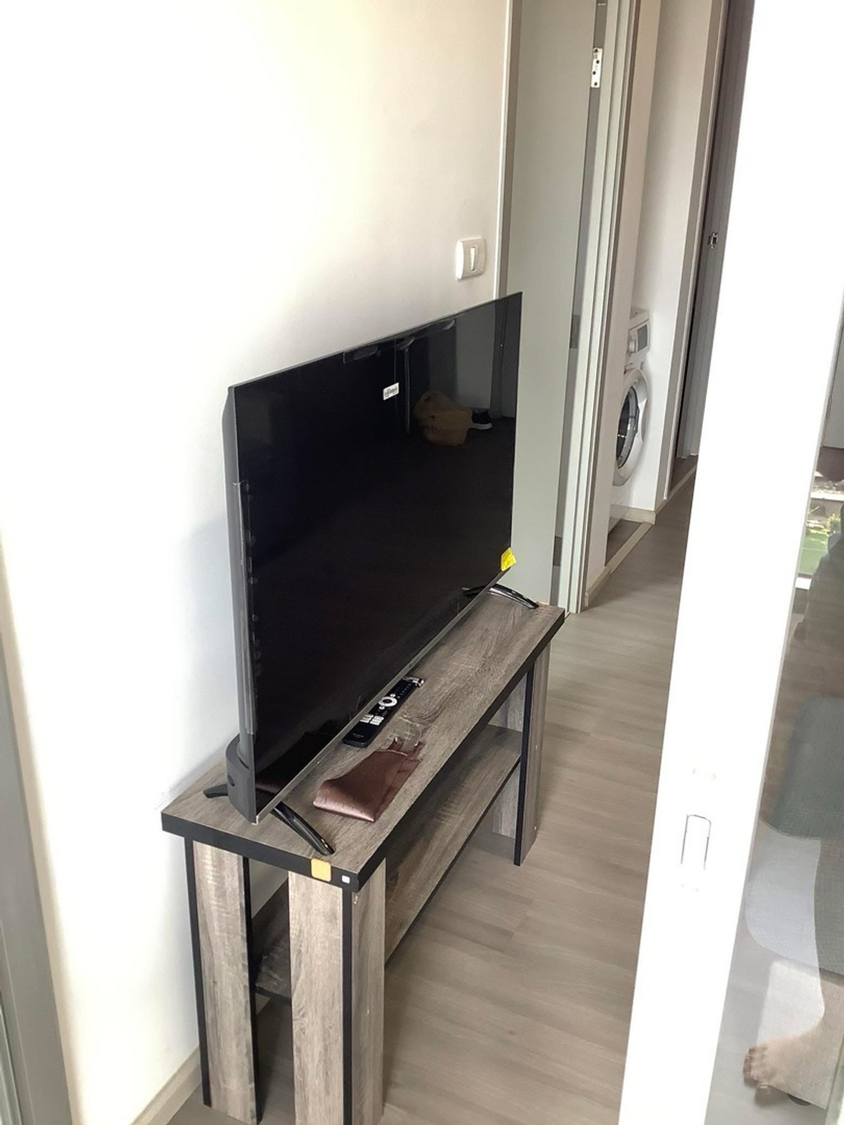 ให้เช่าคอนโดปิ่นเกล้า จรัญสนิทวงศ์ : ให้เช่า The Parkland จรัญ-ปิ่นเกล้า วิวสระ ตึก C ชั้น 9 ขนาด 35 ตร.ม. ราคา 15,000 บาท