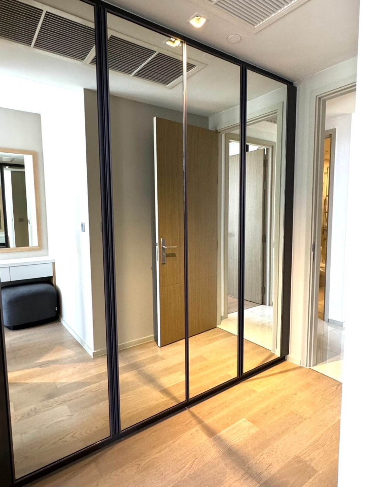 For SaleCondoSilom, Saladaeng, Bangrak : Ashton Silom / 2 Bedrooms (FOR SALE), Ashton Silom / 2 Bedrooms (For Sale) PT052