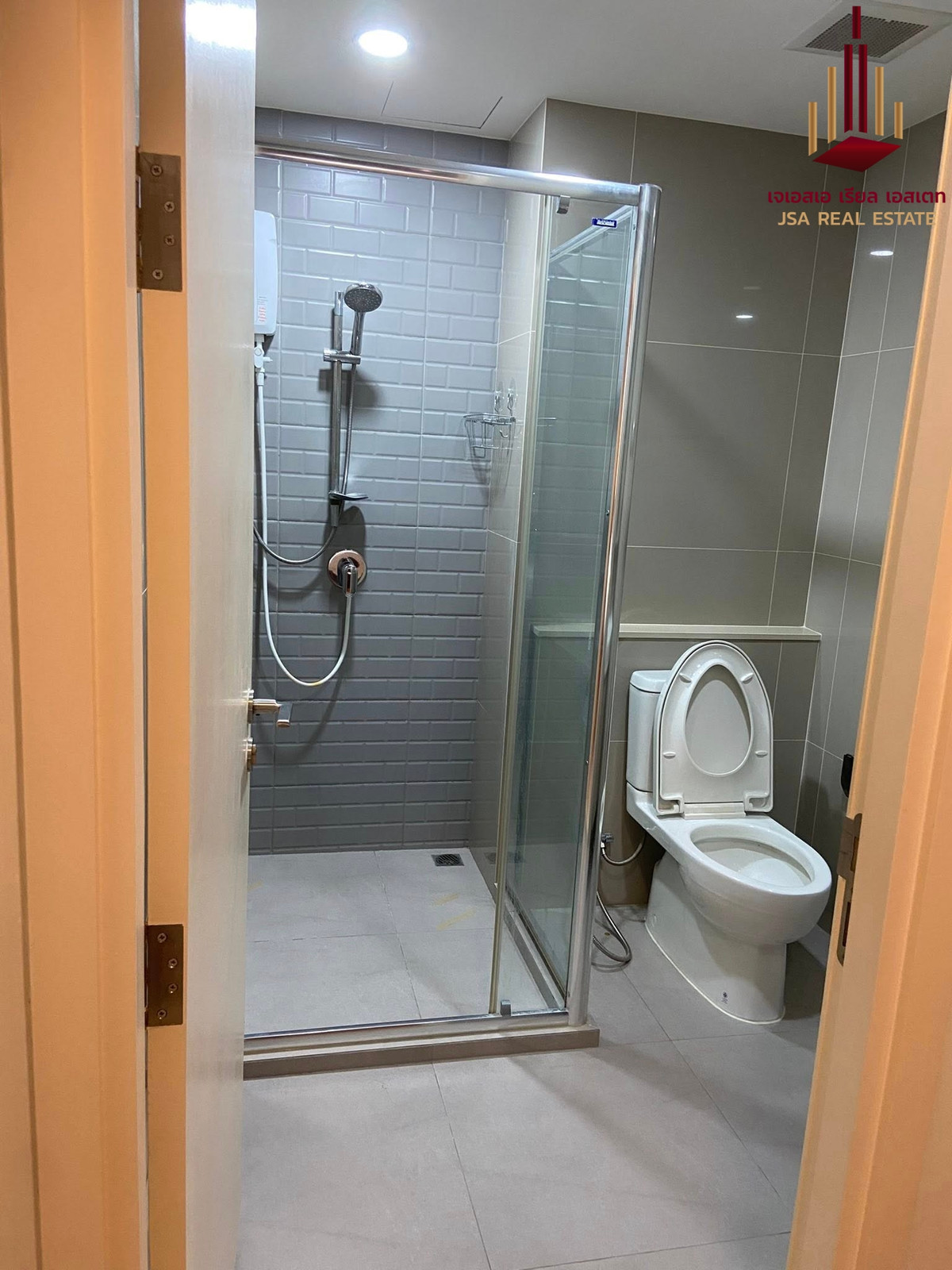 ให้เช่าคอนโดปิ่นเกล้า จรัญสนิทวงศ์ : ✨ For Rent: The Tree Charan 30 Condo ✨  💰 Only 20,000 THB/month