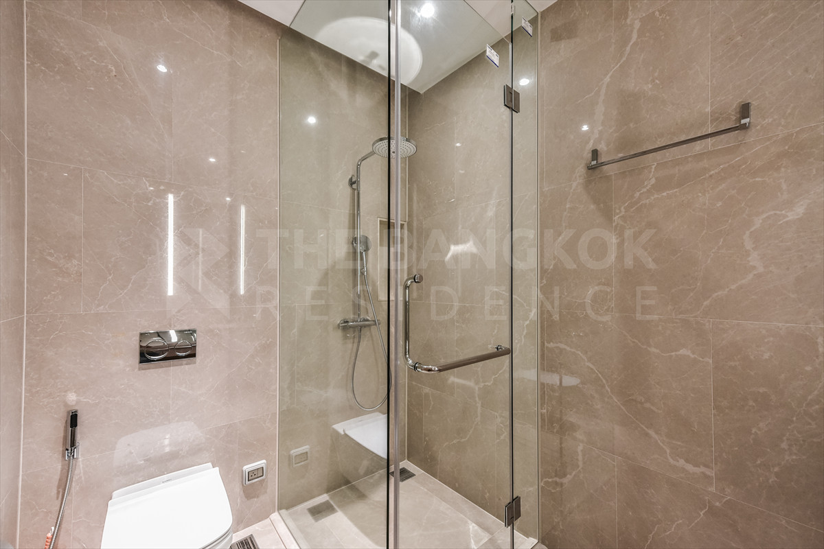 ขายคอนโดวงเวียนใหญ่ เจริญนคร : 💎ยูนิตหายาก วิวแม่น้ำเจ้าพระยาแบบพาโนรามา - Magnolias Waterfront Residences ,ICONSIAM