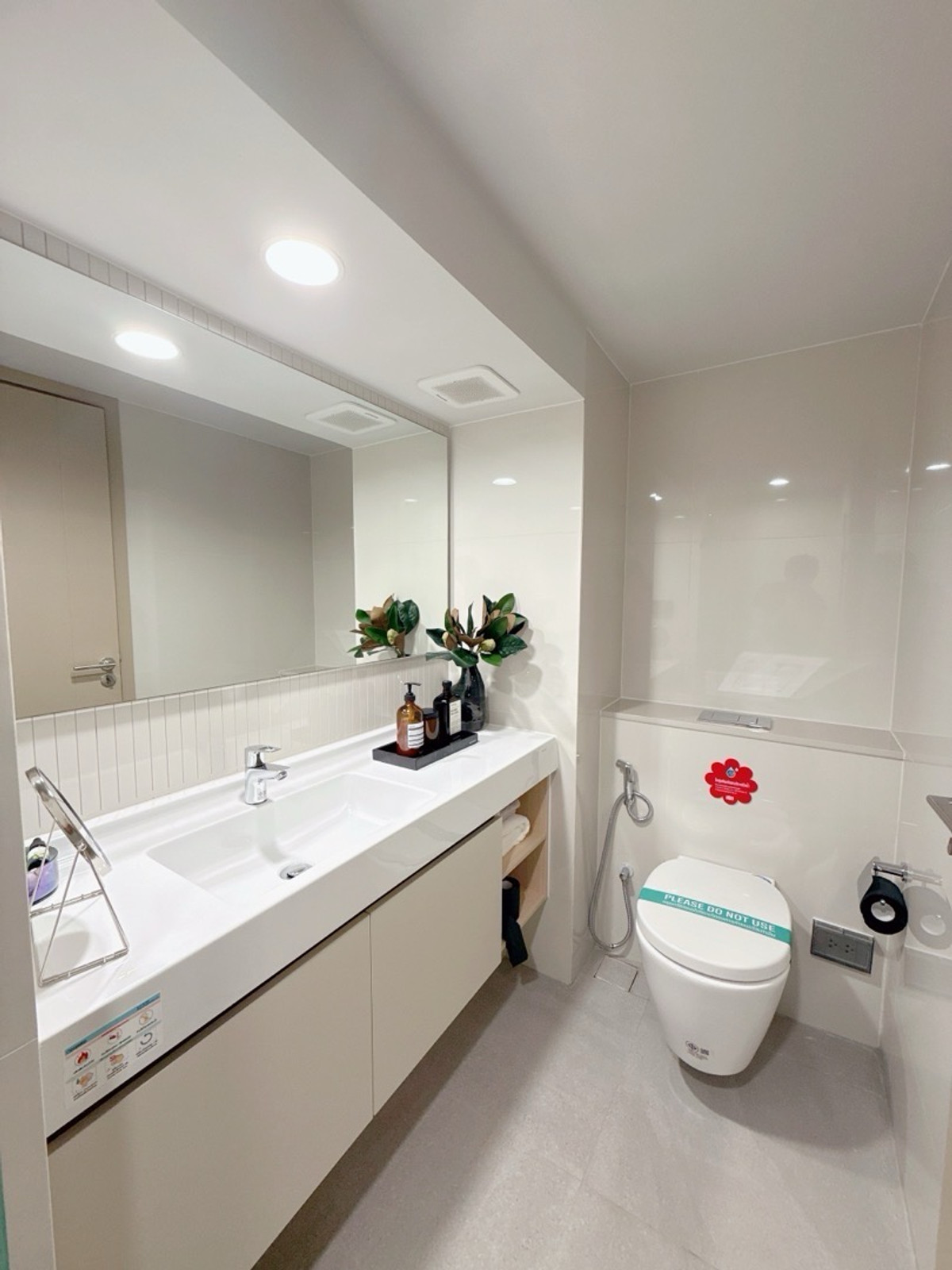 ขายคอนโดสยาม จุฬา สามย่าน : 𝐂𝐇𝐔𝐋𝐀 𝐂𝐇𝐔𝐋𝐀 ห้องใหม่ พร้อมอยู่ เจ้าของขายเอง ชั้นสูง 𝟐𝟑 วิวโล้ง ตำแหน่ง 25 ไม่บลอค พร้อมนัดดูห้องได้ตลอด 