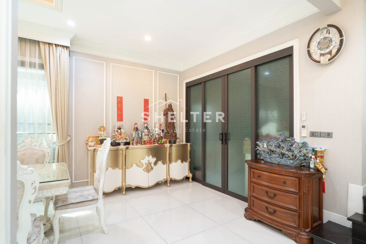 ขายบ้านรามคำแหง หัวหมาก : Modern Luxury Home 3 ชั้น เชื่อมต่อเส้นเลียบทางด่วนได้ทันที พร้อมเดินทางไปเอกมัย-ทองหล่อ 🚘