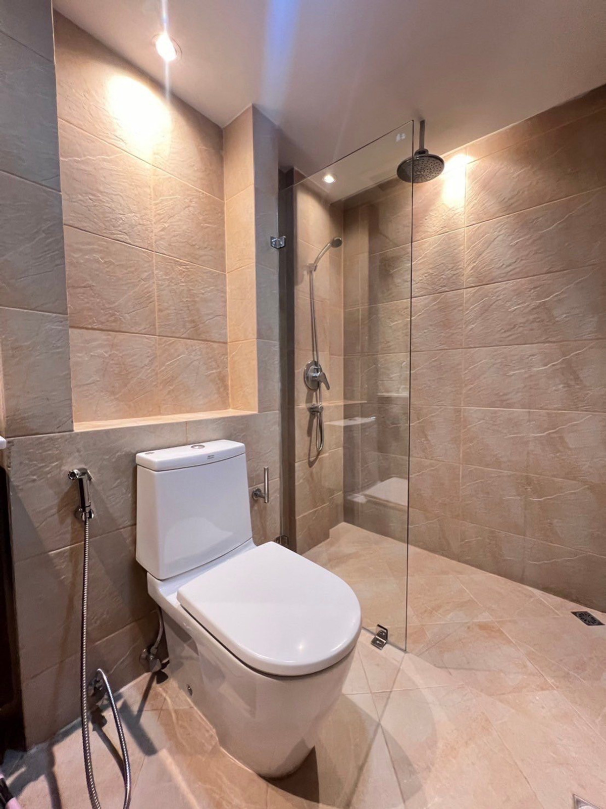 For SaleCondoSathorn, Narathiwat : Baan Siri Sathorn Suanplu / 2 Bedrooms (SALE WITH TENENT), Baan Siri Sathorn Suanplu / 2 bedrooms (sale with tenant) LD050