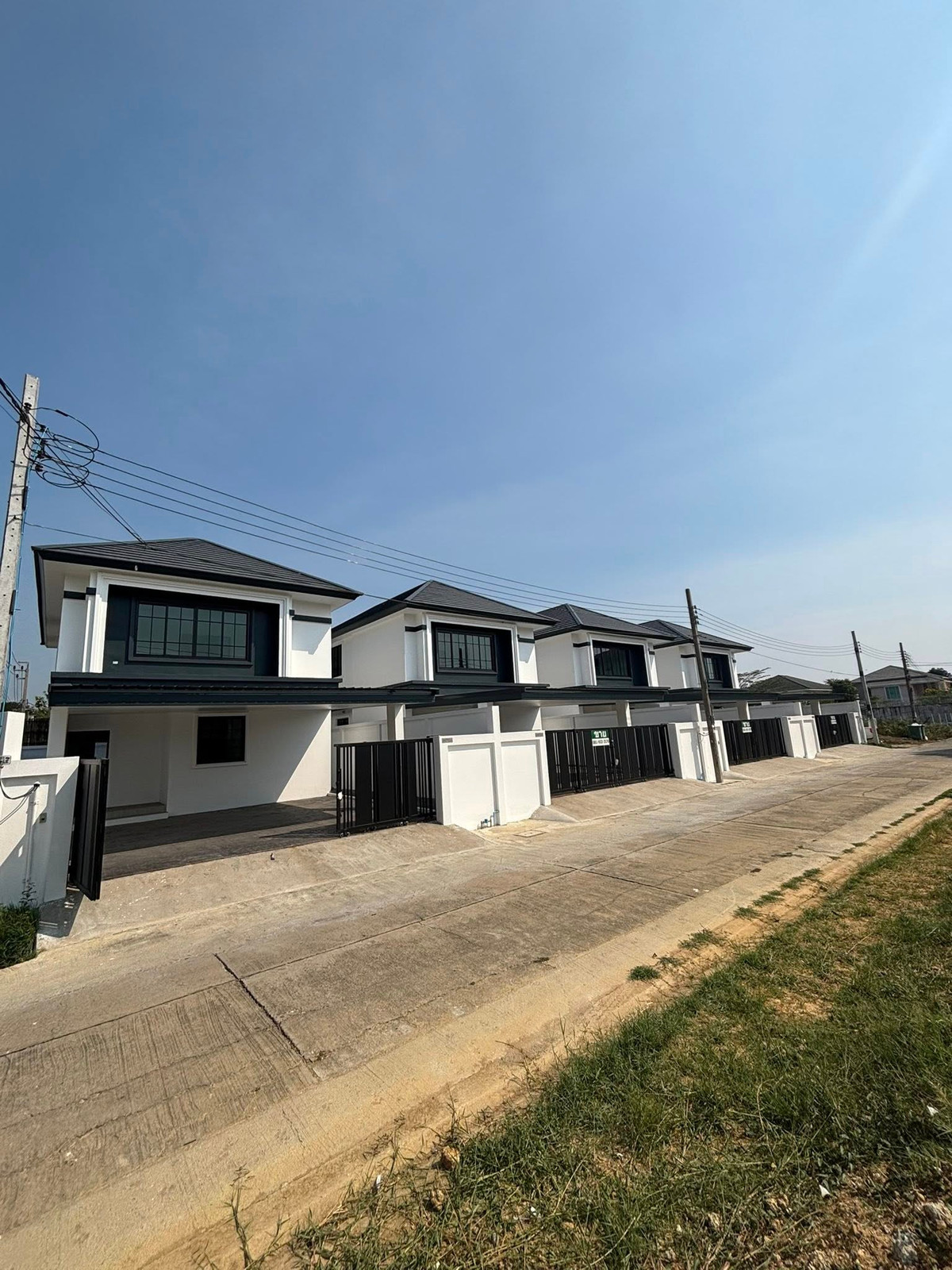 ขายบ้านพุทธมณฑล ศาลายา :  บ้านเดี่ยวสร้างใหม่ หมู่บ้านสินพัฒนาธานี