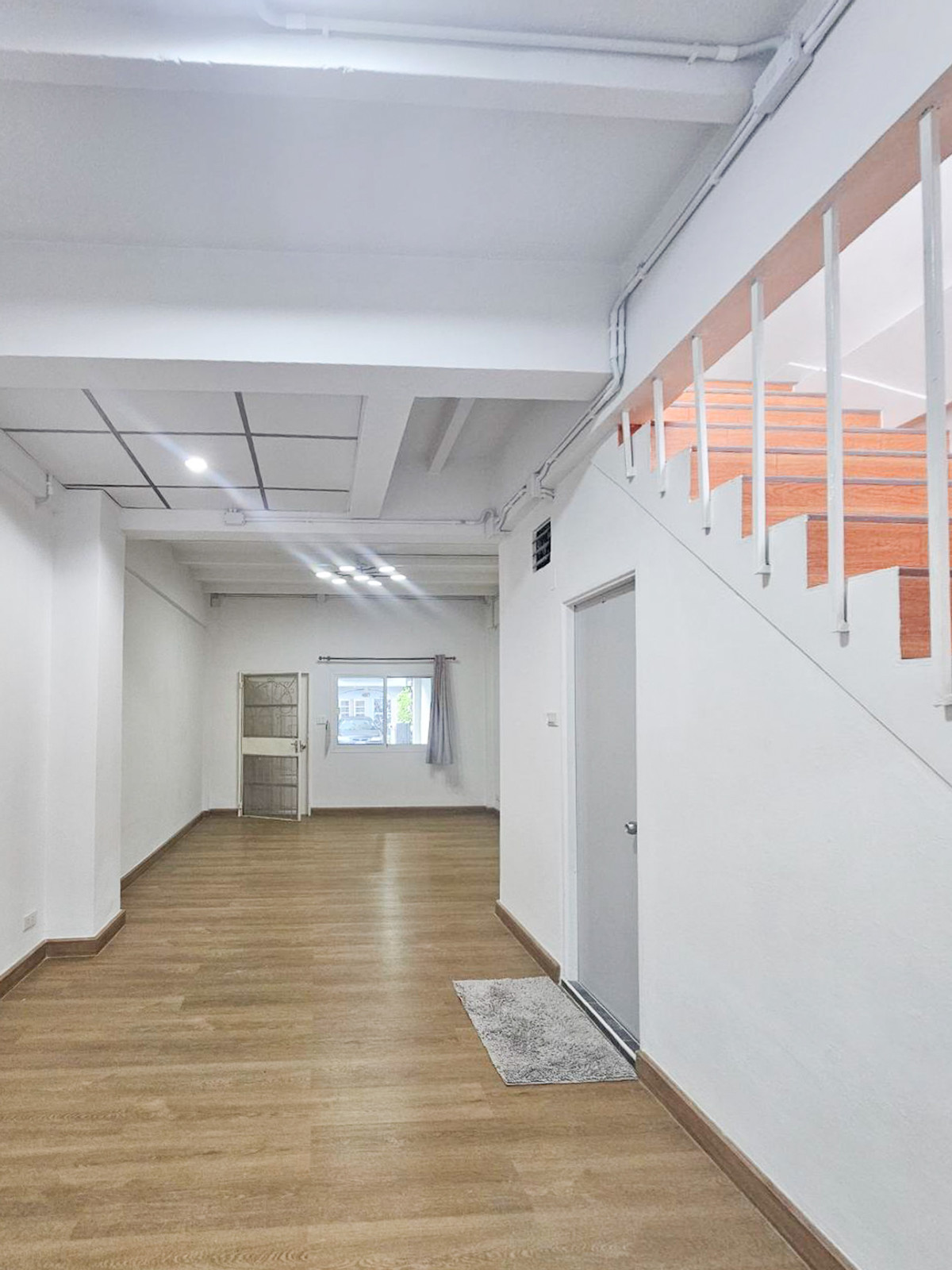 ขายทาวน์โฮมรามคำแหง หัวหมาก : ทาวน์เฮ้าส์ หัวหมาก 27 อาศัยก็ได้ ปล่อยเช่ายิ่งดี ใกล้มหาวิทยาลัยรามคำแหง และ ABAC 💰