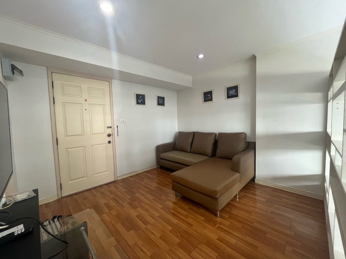 ให้เช่าคอนโดรามคำแหง หัวหมาก : ปล่อยเช่า คอนโด ลุมพินี วิลล์ ซ.รามคำแหง 44  ชั้น 12 ตึกA ขนาด 30 ตรม. ห้อง studio 8,000 บ./เดือน