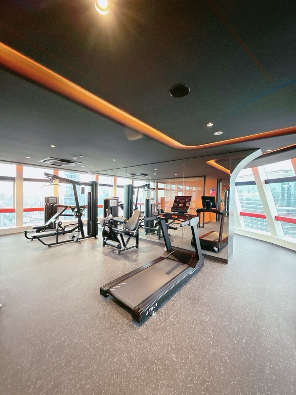 ขายคอนโดสยาม จุฬา สามย่าน : 𝐂𝐇𝐔𝐋𝐀 𝐂𝐇𝐔𝐋𝐀 ห้องใหม่ พร้อมอยู่ เจ้าของขายเอง ชั้นสูง 𝟐𝟑 วิวโล้ง ตำแหน่ง 25 ไม่บลอค พร้อมนัดดูห้องได้ตลอด 