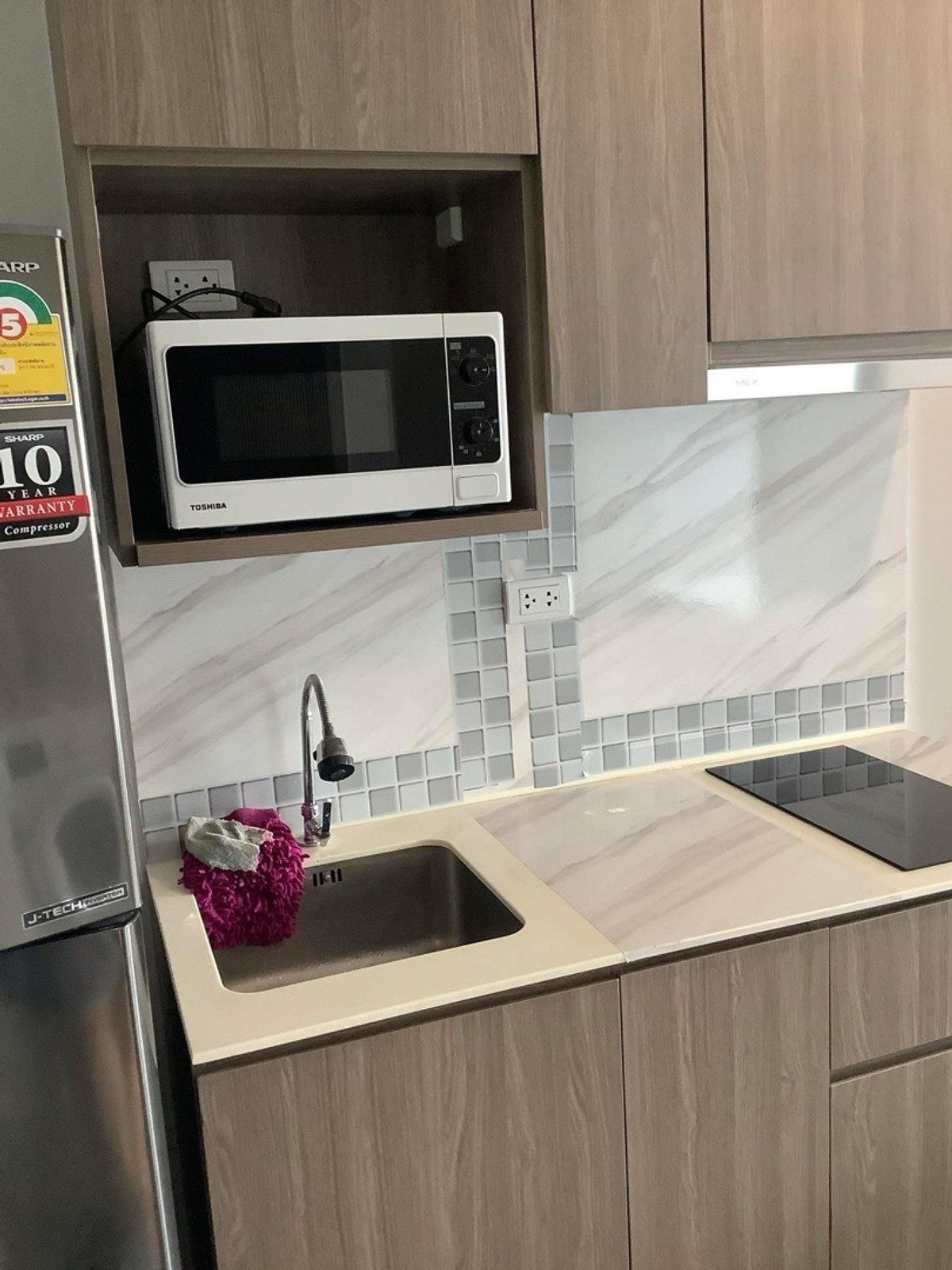 ให้เช่าคอนโดปิ่นเกล้า จรัญสนิทวงศ์ : ให้เช่า The Parkland จรัญ-ปิ่นเกล้า วิวสระ ตึก C ชั้น 9 ขนาด 35 ตร.ม. ราคา 15,000 บาท