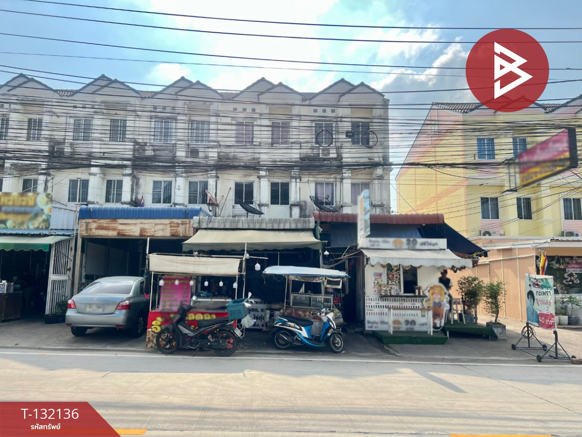 For SaleShop HousePattaya, Bangsaen, Chonburi : 3-story commercial building for sale, area 22.3 square meters, Sriracha, Chonburi, good location next to the road.