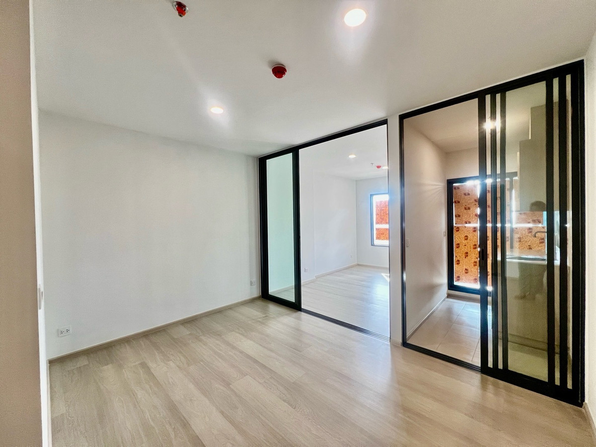 ขายคอนโดรัตนาธิเบศร์ สนามบินน้ำ พระนั่งเกล้า : 🔥Hot Deal ห้องวิวสระทิศยอดนิยม ใกล้รถไฟฟ้า ผ่อนต่ำ 6,500 บาท ฟรี! ค่าใช้จ่ายวันโอน*