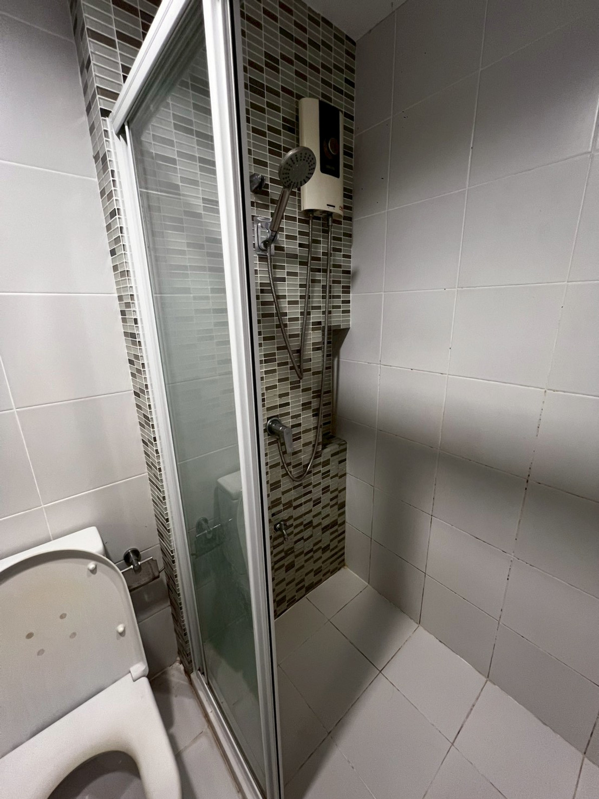 ให้เช่าบ้านบางซื่อ วงศ์สว่าง เตาปูน : ทาวน์โฮม 3ชั้น สภาพดี เฟอร์นิเจอร์ครบ ถนนกรุงเทพ-นนท์ 3 ห้องนอน 3 ห้องน้ำ