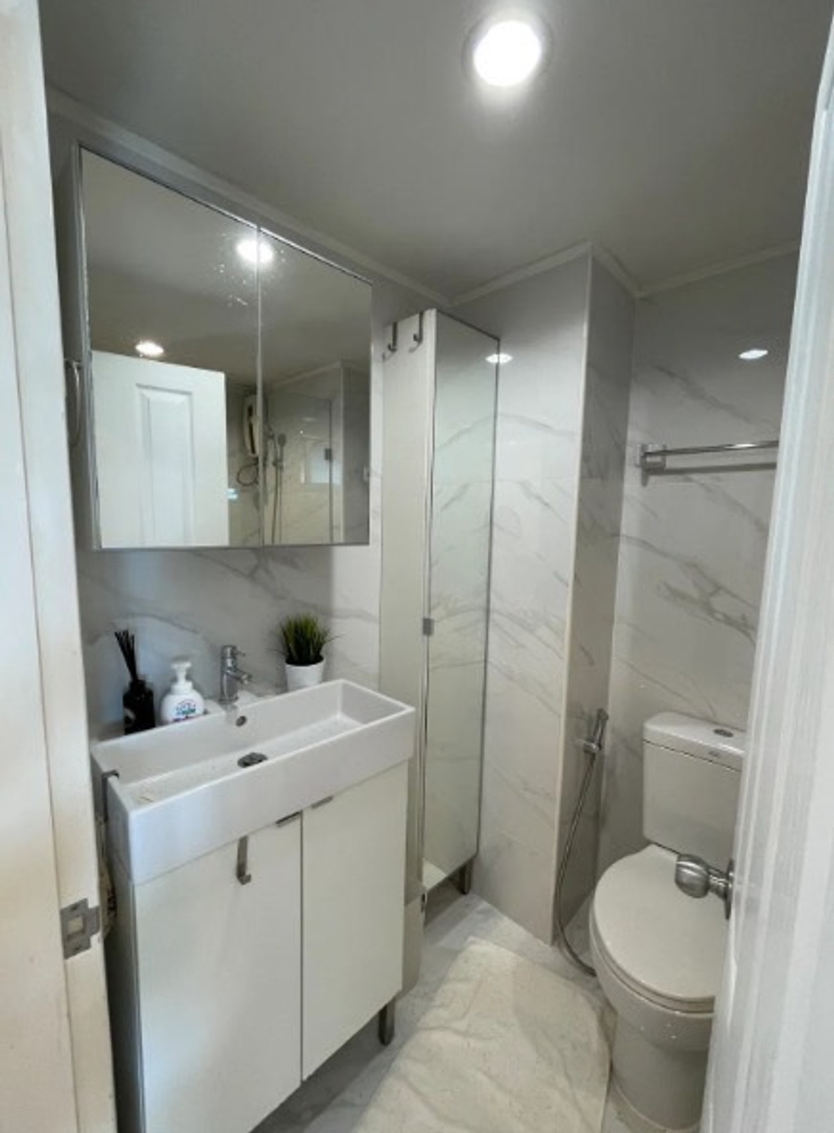 ให้เช่าคอนโดพระราม 8 สามเสน ราชวัตร : 🔥  ให้เช่า คอนโด ลุมพินี เพลส พระราม8🔥