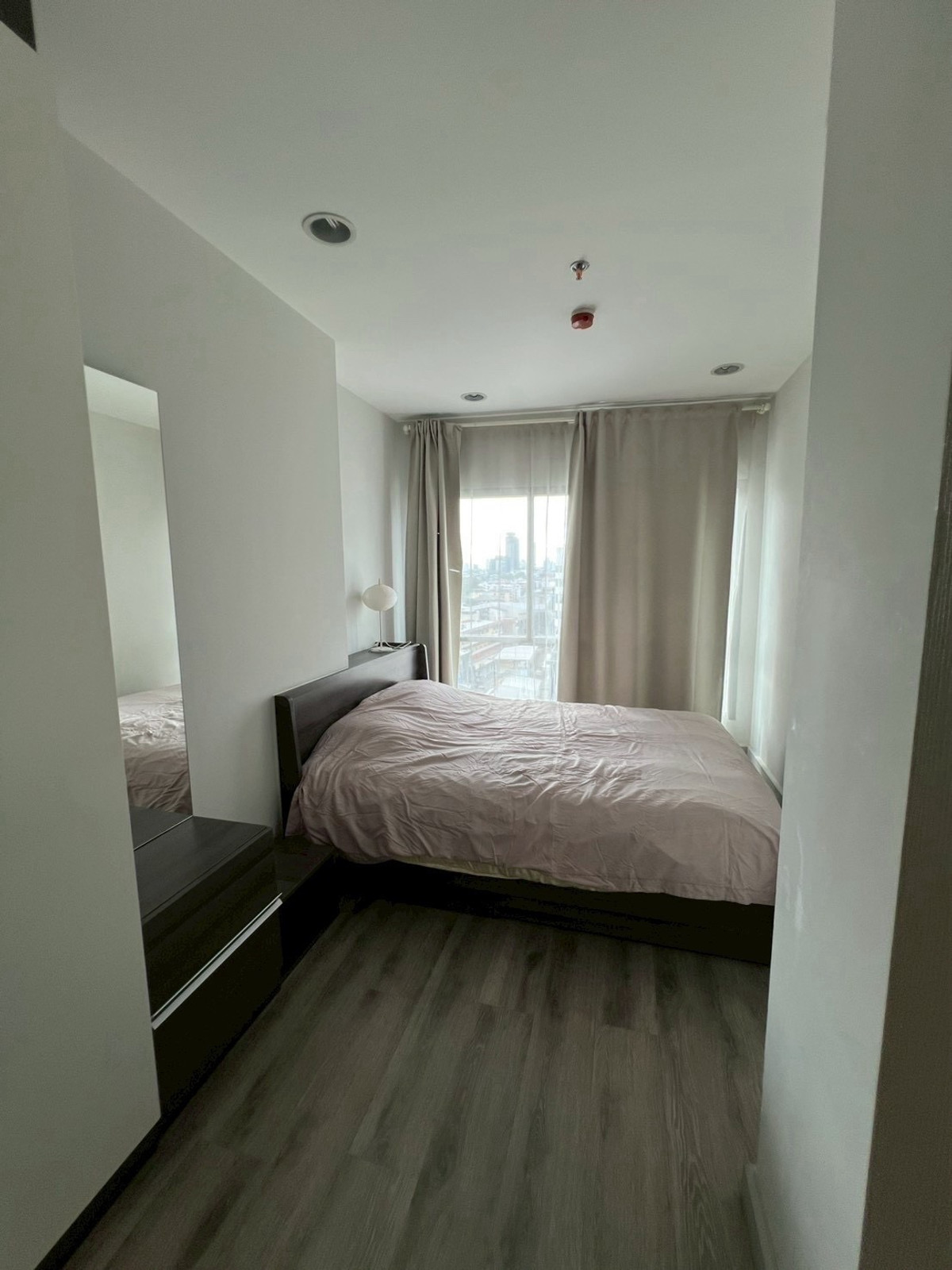 ให้เช่าคอนโดสาทร นราธิวาส : Centric Sathorn St.Louis 1b1b 35sqm 19k call 0886166564