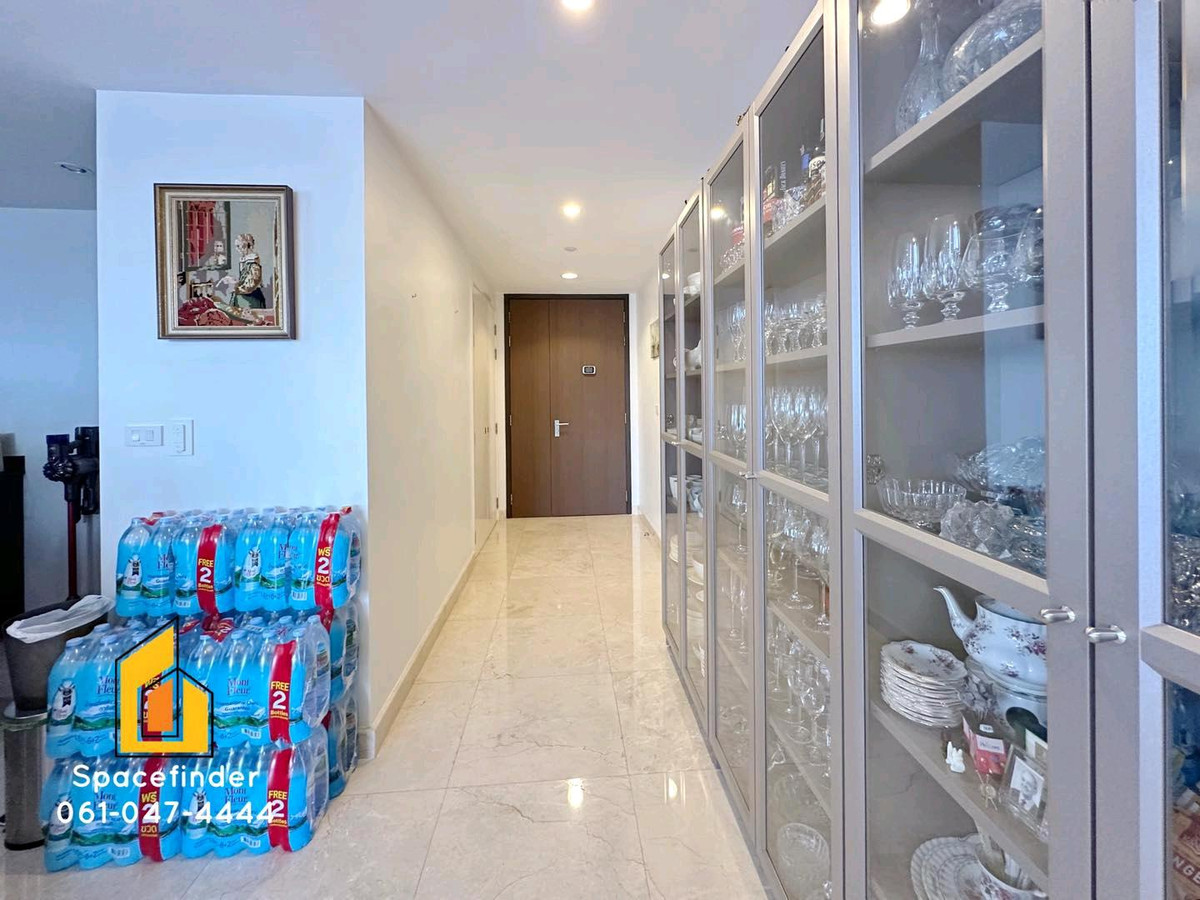 ขายคอนโดวิทยุ ชิดลม หลังสวน : คอนโด 3 นอน ใจกลางเมือง เลี้ยงสัตว์ได้
ระเบียงส่วนตัวถึงสองฝั่ง