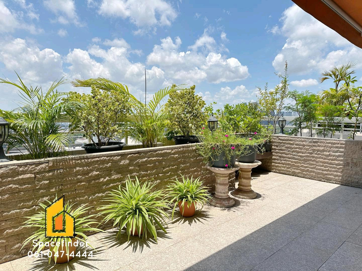 ขายคอนโดวิทยุ ชิดลม หลังสวน : คอนโด 3 นอน ใจกลางเมือง เลี้ยงสัตว์ได้
ระเบียงส่วนตัวถึงสองฝั่ง