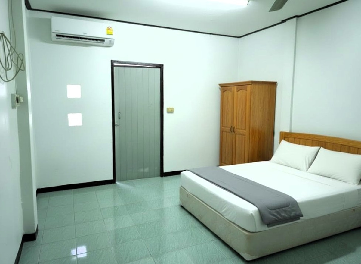For SaleMin Buri, Romklao : Worth the investment! There are tenants, ready to receive income immediately 🔥 Apartment Chuamsampan Nong Chok / 23 rooms (sold with tenant), Apartment Chuamsampan Nong Chok / 23 Rooms (SALE WITH TENANT) FAHS001