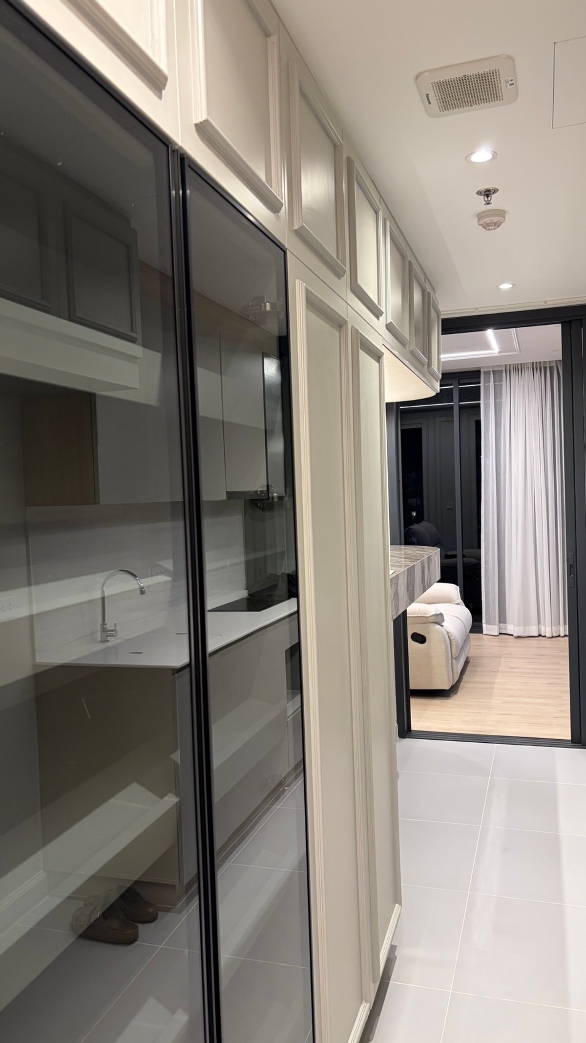 For RentCondoRatchathewi,Phayathai : 🔥For Rent Now🔥 XT Phaya Thai, Spacious and Beautifully Decorated Room, East-facing, Fully Furnished, Ready to Move In, Near BTS Phaya Thai