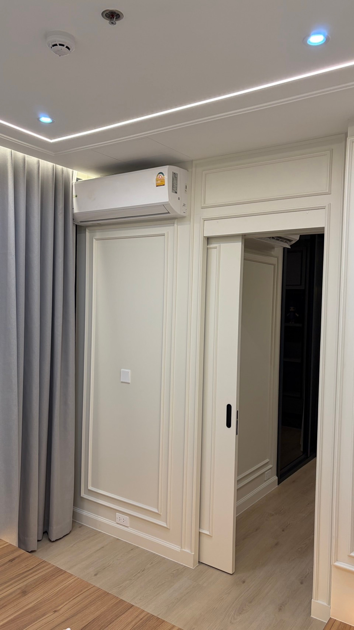 For RentCondoRatchathewi,Phayathai : 🔥For Rent Now🔥 XT Phaya Thai, Spacious and Beautifully Decorated Room, East-facing, Fully Furnished, Ready to Move In, Near BTS Phaya Thai