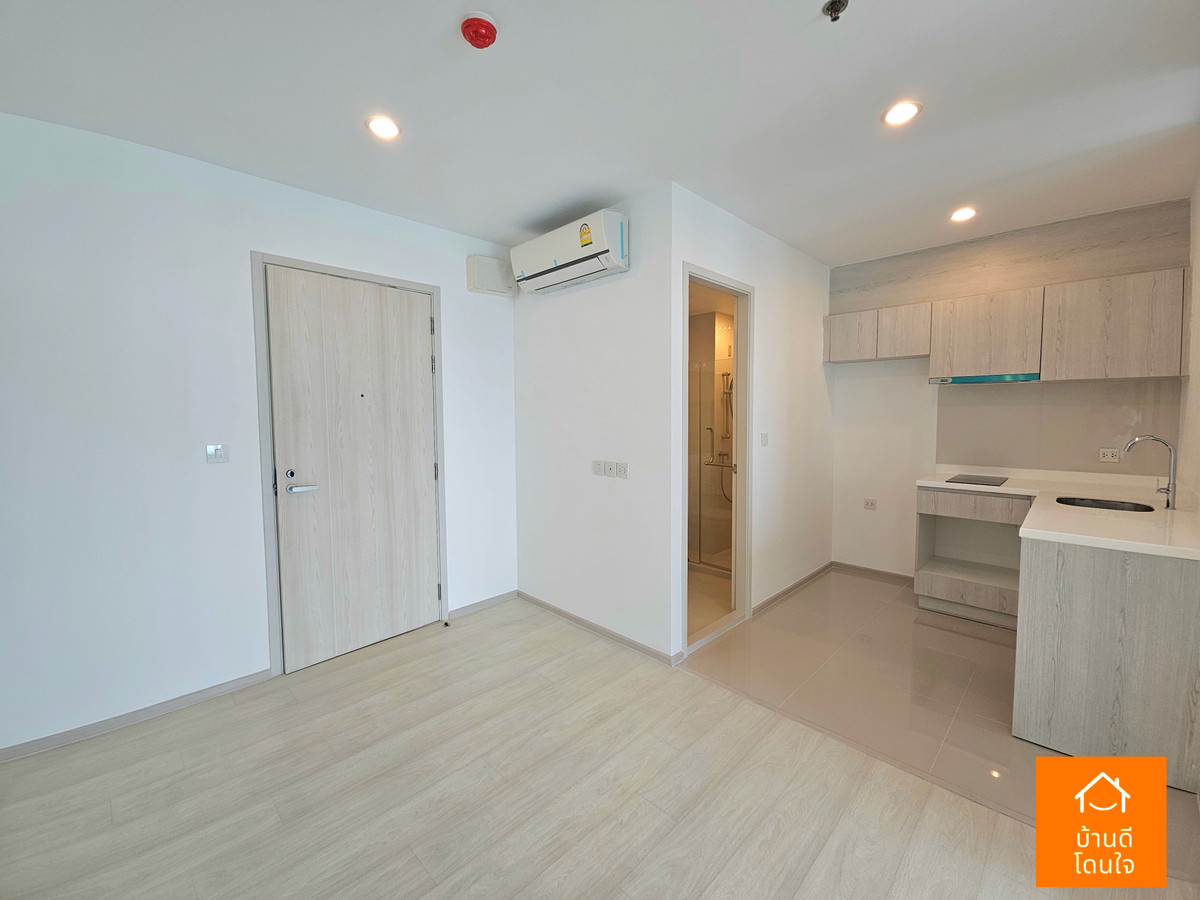 ขายคอนโดพระราม 9 เพชรบุรีตัดใหม่ RCA : ลดราคาพิเศษ Life Asoke (35 ตร.ม.) ห้องใหม่ ไม่เคยเข้าอยู่ ใกล้ MRT เพชรบุรี