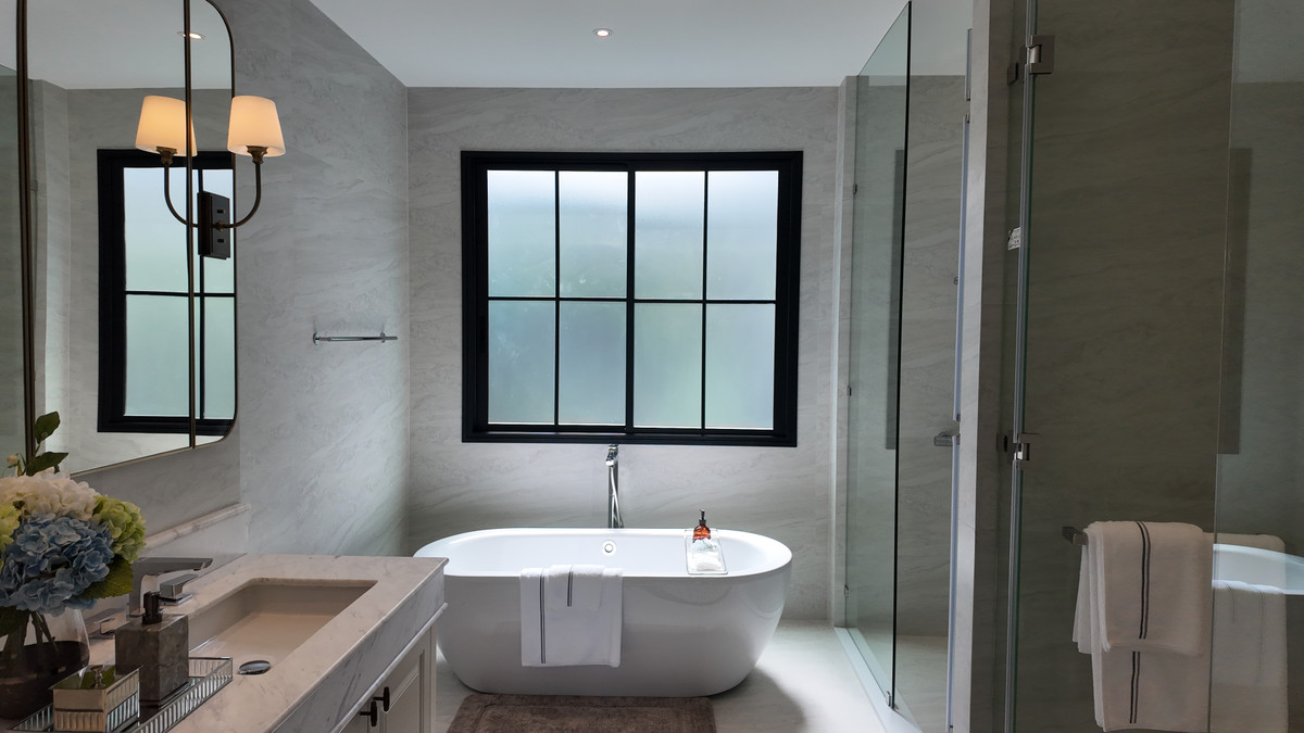 ขายบ้านพัฒนาการ ศรีนครินทร์ : Narasiri Victoire Krungthep Kreetha: Manoir No.6  678sqm. 5bed 6bath 99,000,000 Am: 0656199198