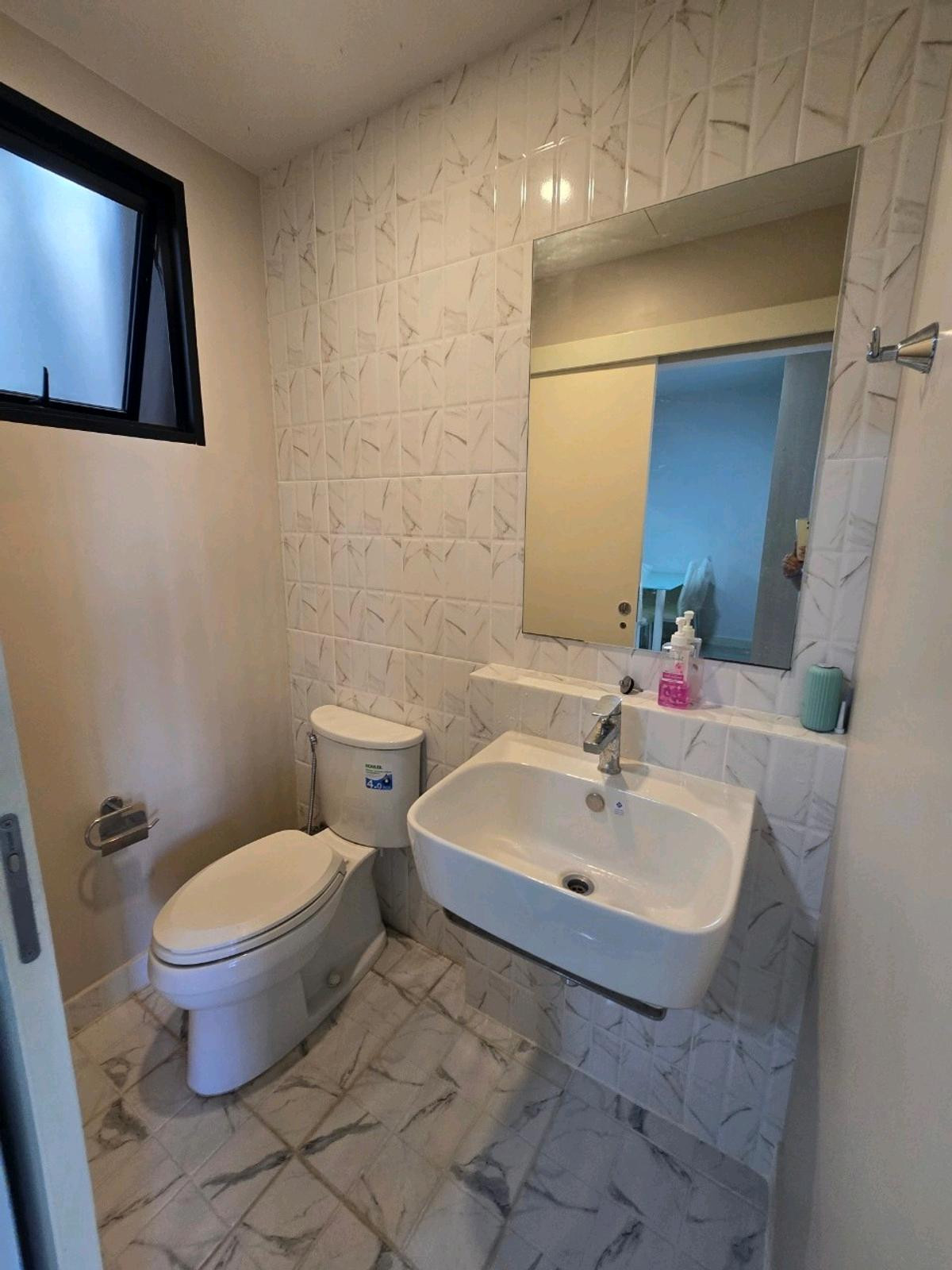 ให้เช่าทาวน์โฮมอ่อนนุช อุดมสุข : 🐕‍🦺🐈🐩บ้านกลางเมือง ศรีนครินทร์–อ่อนนุชเฟอร์นิเจอร์และเครื่องใช้ไฟฟ้าครบ เลี้ยงสัตว์ได้
✨ หิ้วกระเป๋าเข้าอยู่ได้เลย พร้อมเข้าอยู่ทันที