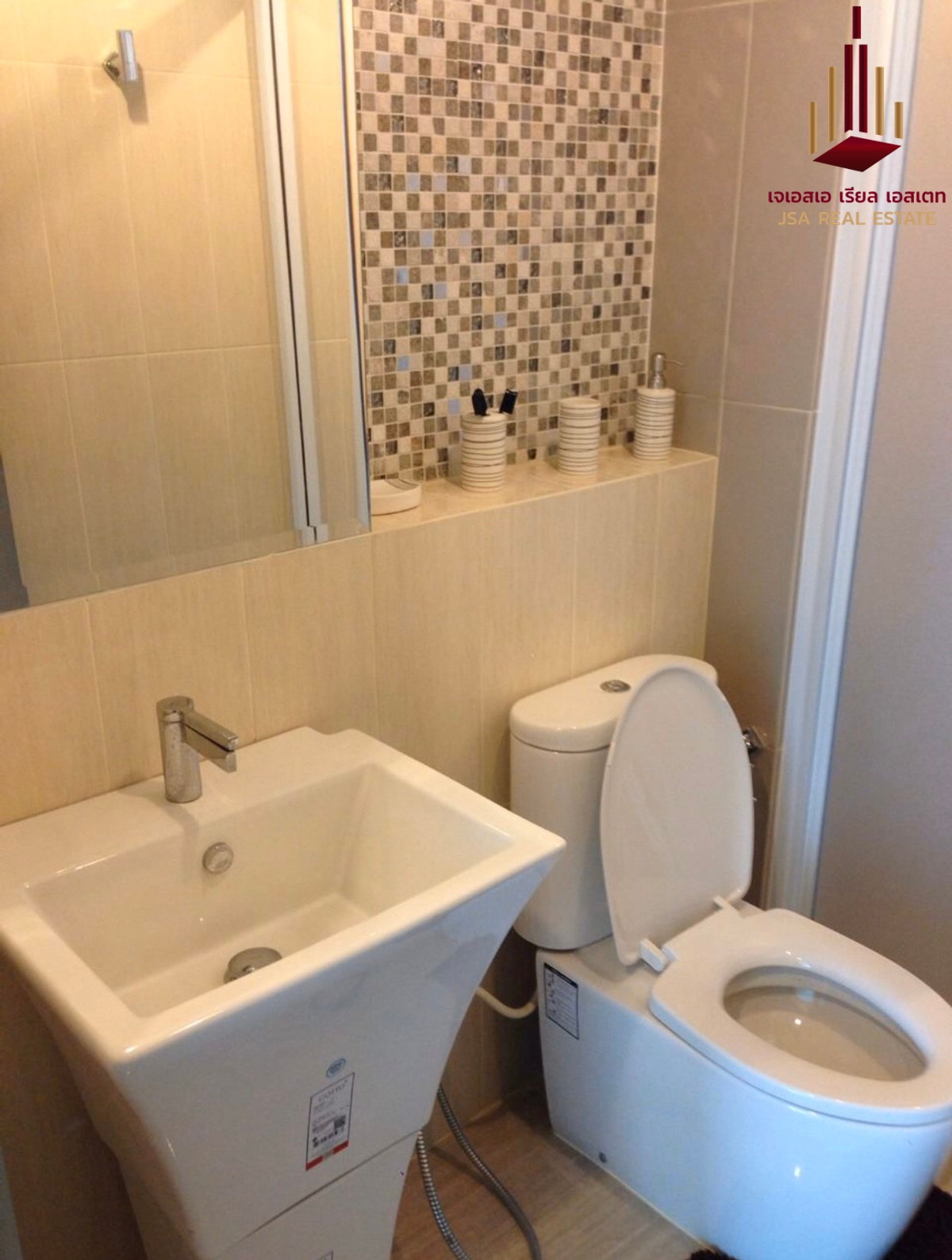 For RentCondoRatchadapisek, Huaikwang, Suttisan : ✨ For Rent: Life Ratchadapisek Condo ✨ 💰 Only 17,000 THB/month