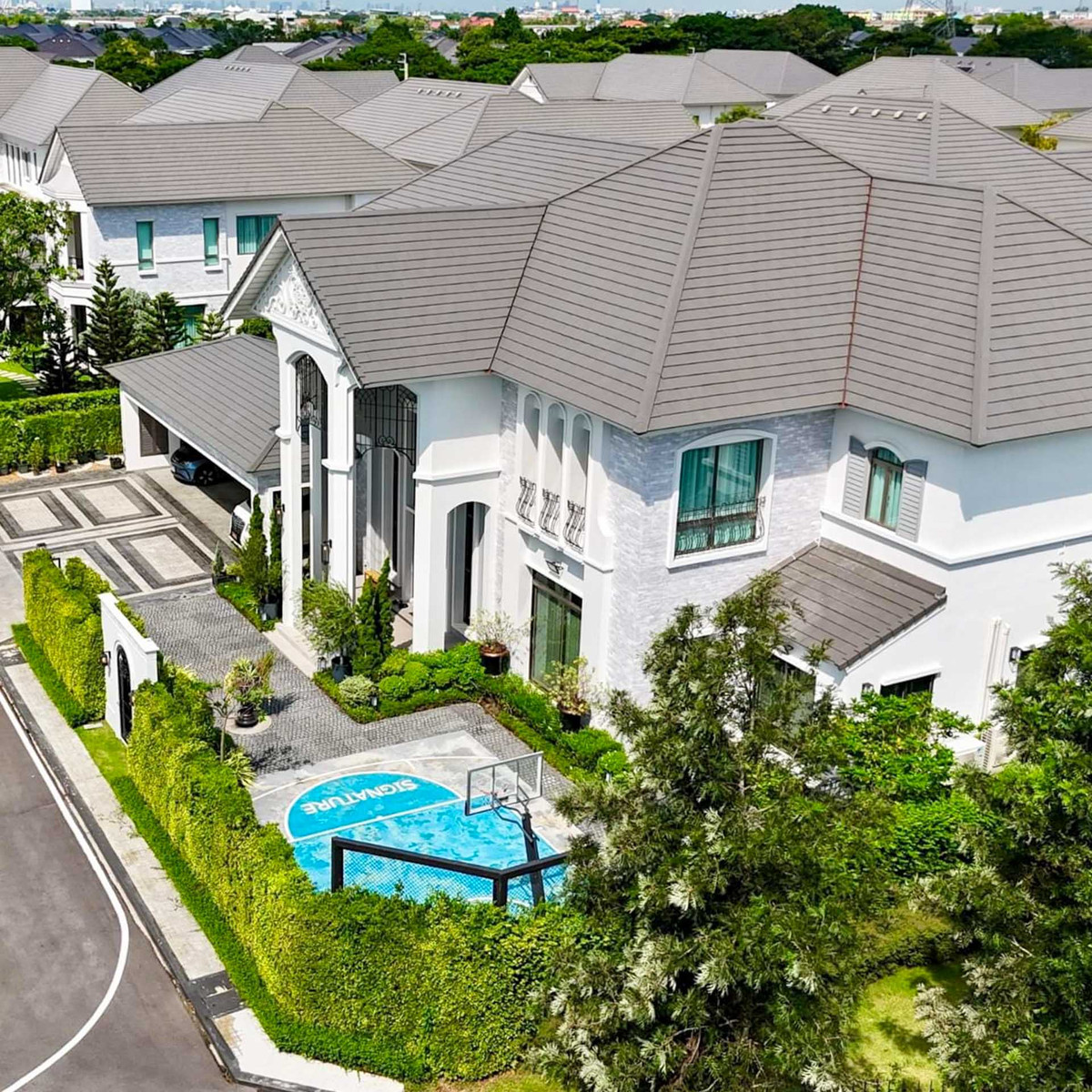 บ้านลาดกระบัง สุวรรณภูมิ : บ้านเดี่ยวหรู แปลงมุม Perfect Masterpiece พระราม 9 – กรุงเทพกรีฑา 5 ห้องนอน 6 ห้องน้ำ พื้นที่ใช้สอย 700 ตร.ม.