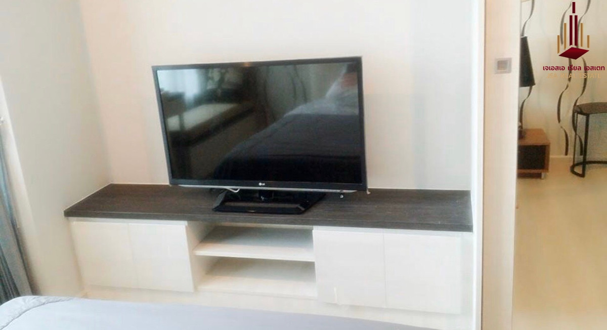 For RentCondoRatchadapisek, Huaikwang, Suttisan : ✨ For Rent: Life Ratchadapisek Condo ✨ 💰 Only 17,000 THB/month