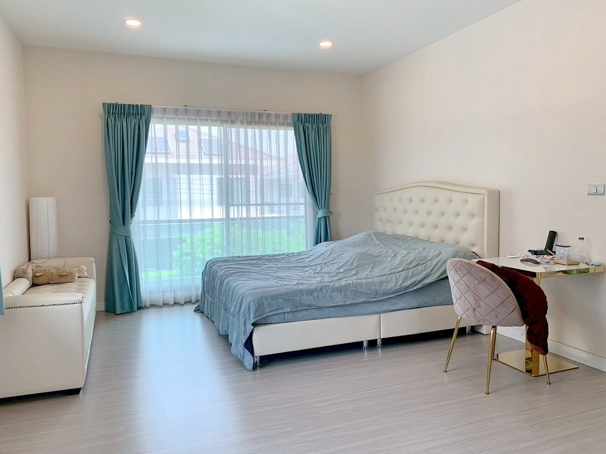 HousePattanakan, Srinakarin : 4 bedroom House for Sale or Rent, Perfect Place Rama9 – KrungthepKreetha 