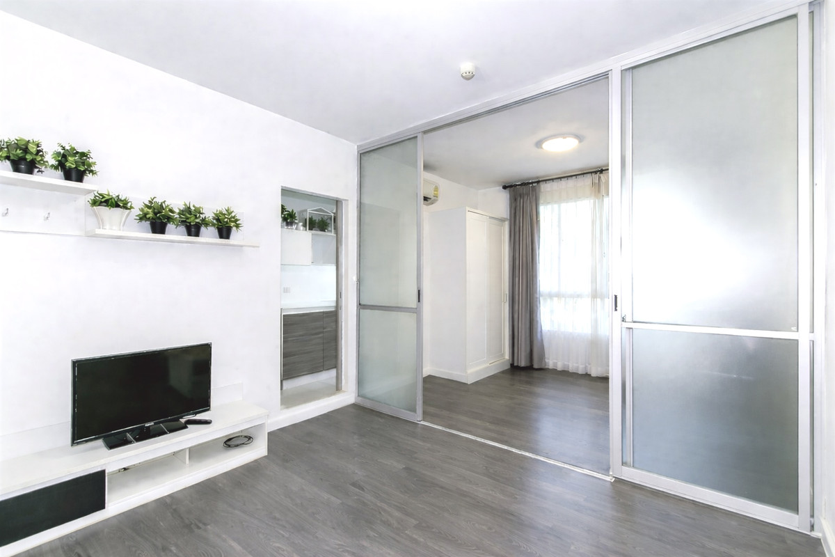 ขายคอนโดบางนา แบริ่ง ลาซาล : 1 Bed Selling at D Condo Bangna near ABAC Bangna 