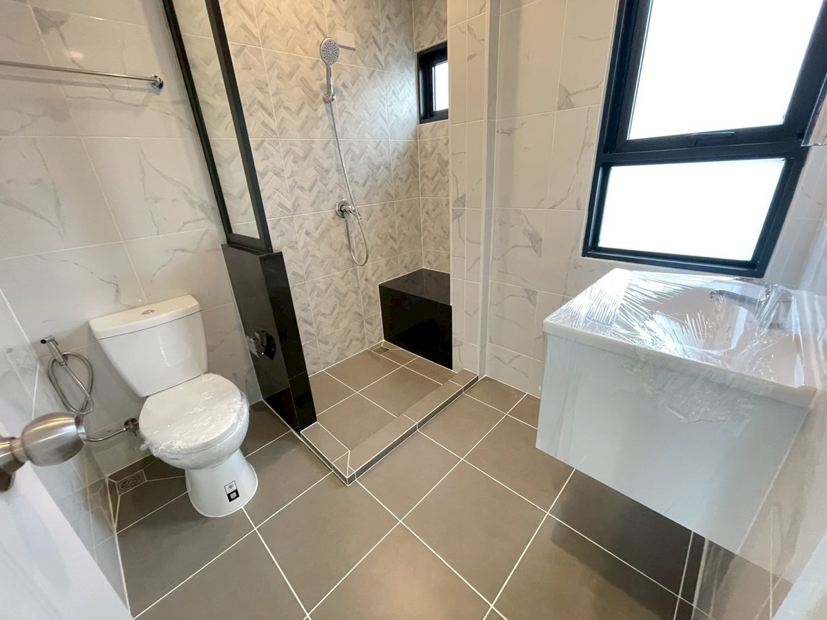 For SaleHouseNonthaburi, Bang Yai, Bangbuathong : Maneeya Masterpiece Rattanathibet, newly renovated second-hand detached house on Rattanathibet Road, near Central Rattanathibet, purple MRT.