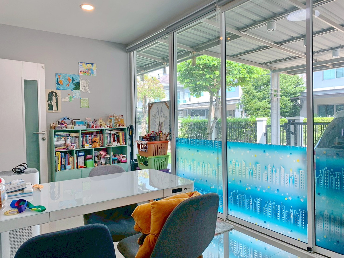 HousePattanakan, Srinakarin : 4 bedroom House for Sale or Rent, Perfect Place Rama9 – KrungthepKreetha 