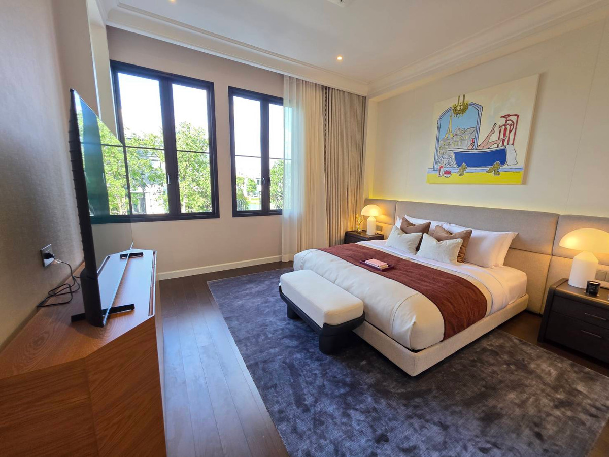 ขายบ้านพัฒนาการ ศรีนครินทร์ : Narasiri Victoire Krungthep Kreetha: Manoir No.4 453sqm. 4bed 5bath 65,000,000 Am: 0656199198