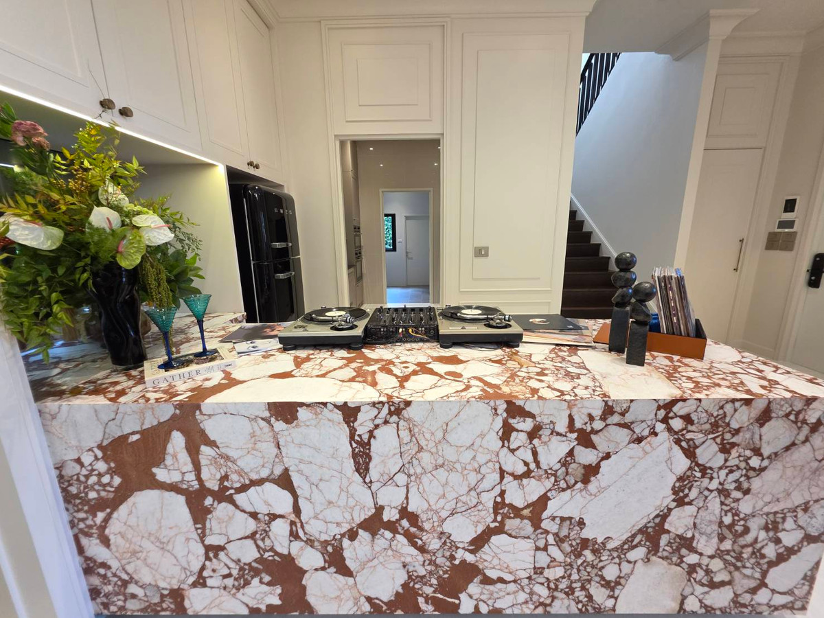 ขายบ้านพัฒนาการ ศรีนครินทร์ : Narasiri Victoire Krungthep Kreetha: Manoir No.4 453sqm. 4bed 5bath 65,000,000 Am: 0656199198