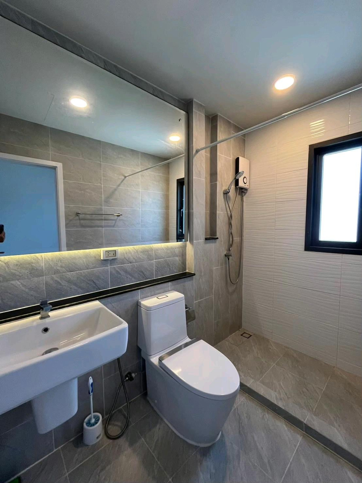 ขายทาวน์โฮมบางนา แบริ่ง ลาซาล : 19.9ตรว 3นอน3น้ำ ทาวน์โฮม 2 ชั้น บริทาเนีย เมกะทาวน์ บางนา  