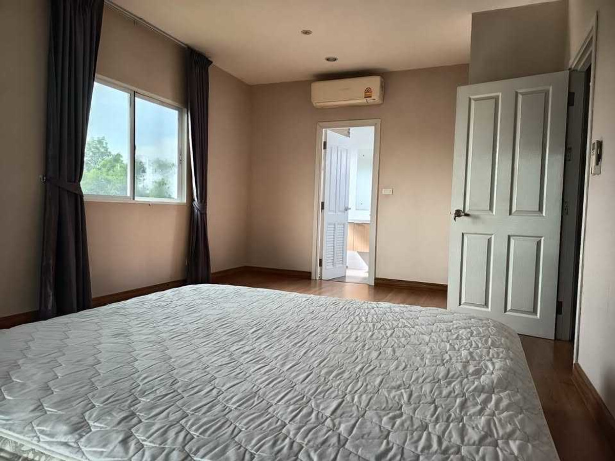 For RentHouseMin Buri, Romklao : Village for rent, The Plant, Chalong Krung (121.40 sq m.), decorated, ready to move in.