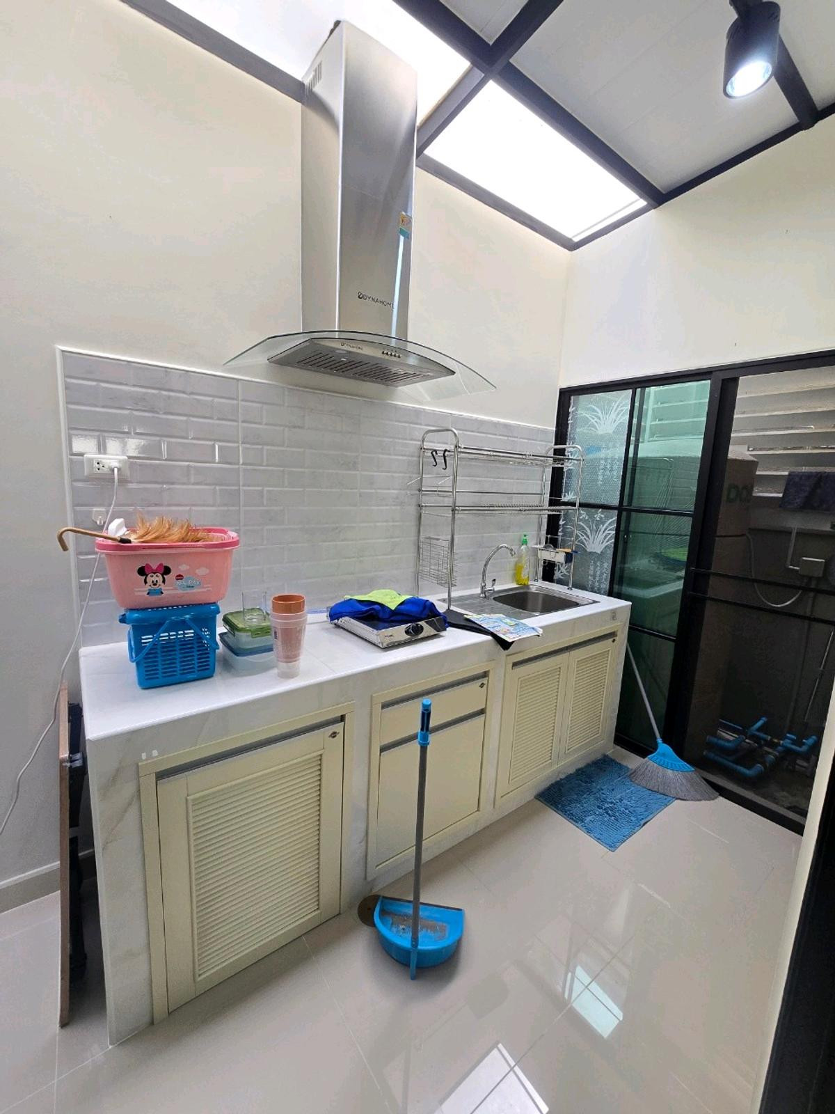 ให้เช่าทาวน์โฮมอ่อนนุช อุดมสุข : 🐕‍🦺🐈🐩บ้านกลางเมือง ศรีนครินทร์–อ่อนนุชเฟอร์นิเจอร์และเครื่องใช้ไฟฟ้าครบ เลี้ยงสัตว์ได้
✨ หิ้วกระเป๋าเข้าอยู่ได้เลย พร้อมเข้าอยู่ทันที