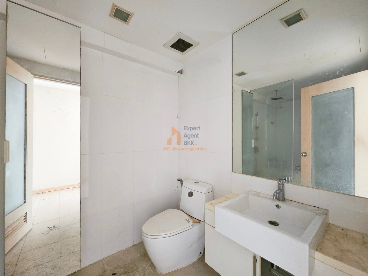 ขายคอนโดพระราม 9 เพชรบุรีตัดใหม่ RCA : 🏠 117 ตร.ม. กลางอโศก - ห้องใหญ่ รีโนเวทใหม่ ได้ตามใจ ขาย/SALE : My Resort Bangkok (มาย รีสอร์ท แบงค์คอก) - 2 ห้องนอน LC111