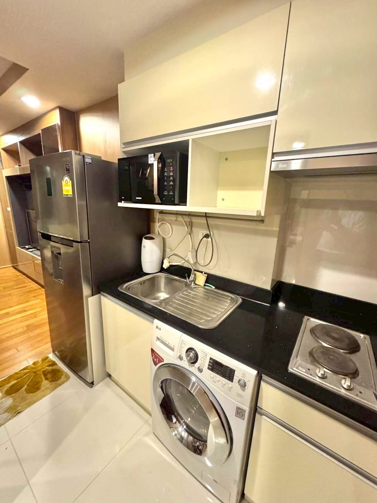 ให้เช่าคอนโดลาดพร้าว เซ็นทรัลลาดพร้าว : ให้เช่า ✨ The Line Phahonyothin ตึก A ขนาด 1 ห้องนอน 38sqm 16,500 บาท/เดือน พร้อมเข้าอยู่ 📞 โทรเลย 065-2614622 แทมมี่