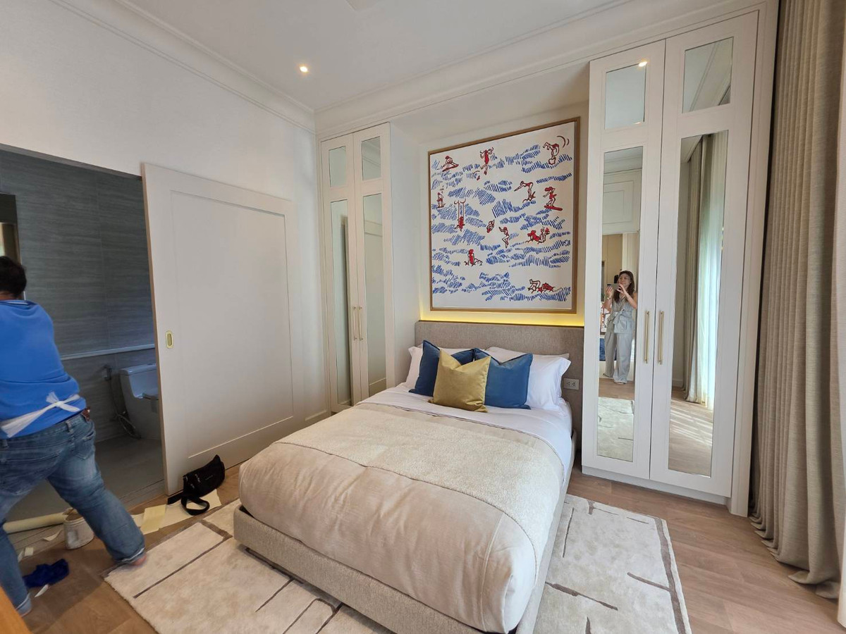 ขายบ้านพัฒนาการ ศรีนครินทร์ : Narasiri Victoire Krungthep Kreetha: Manoir No.4 453sqm. 4bed 5bath 65,000,000 Am: 0656199198