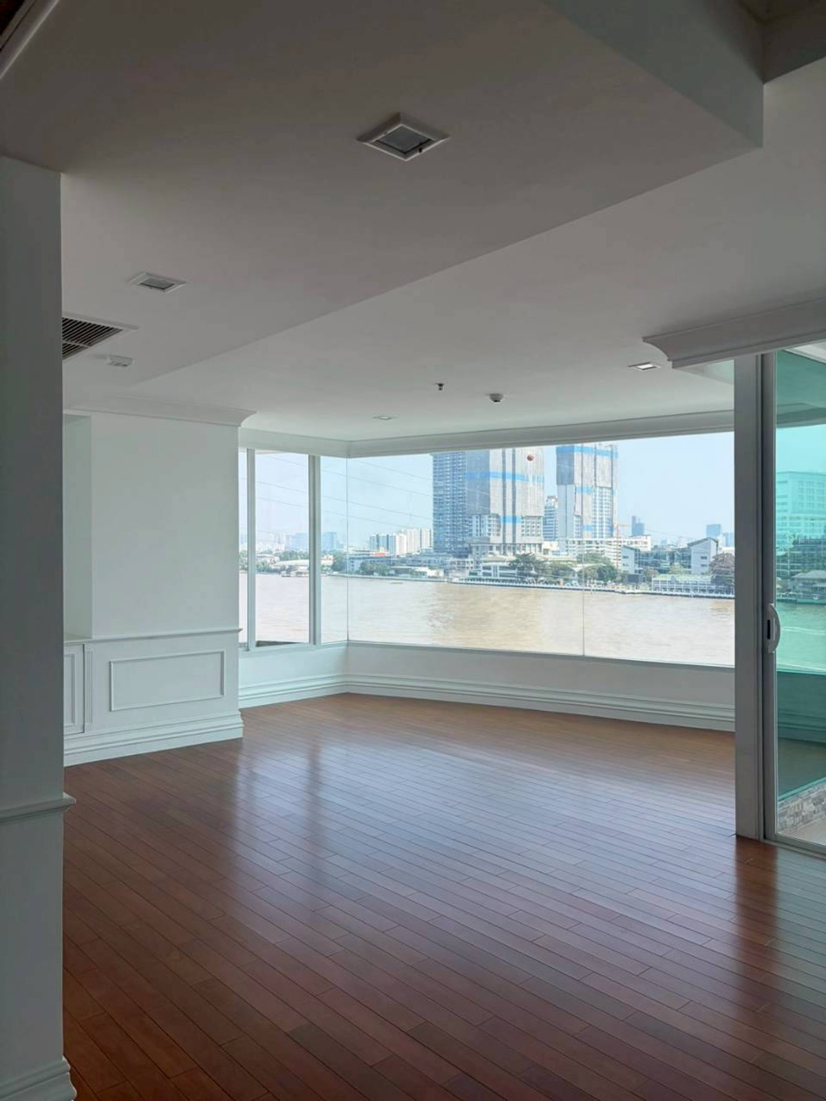 For SaleCondoPinklao, Charansanitwong : For sale/SALE: My Resort @ River (My Resort @ River) - 3 bedrooms LC112