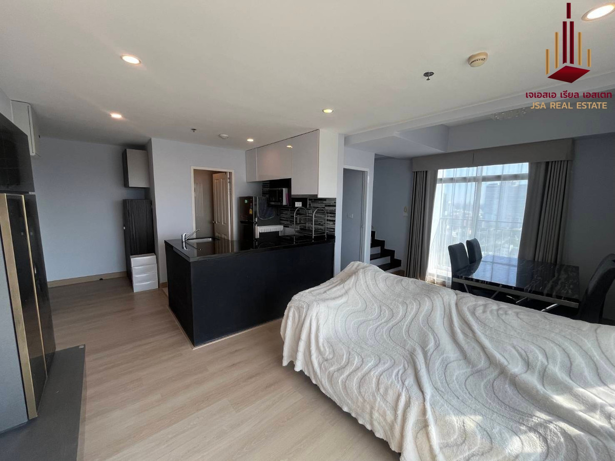 For SaleCondoSathorn, Narathiwat : ✨ For Sale: Bangkok Horizon Sathorn Condo ✨ 💰 Only 7,420,000 THB