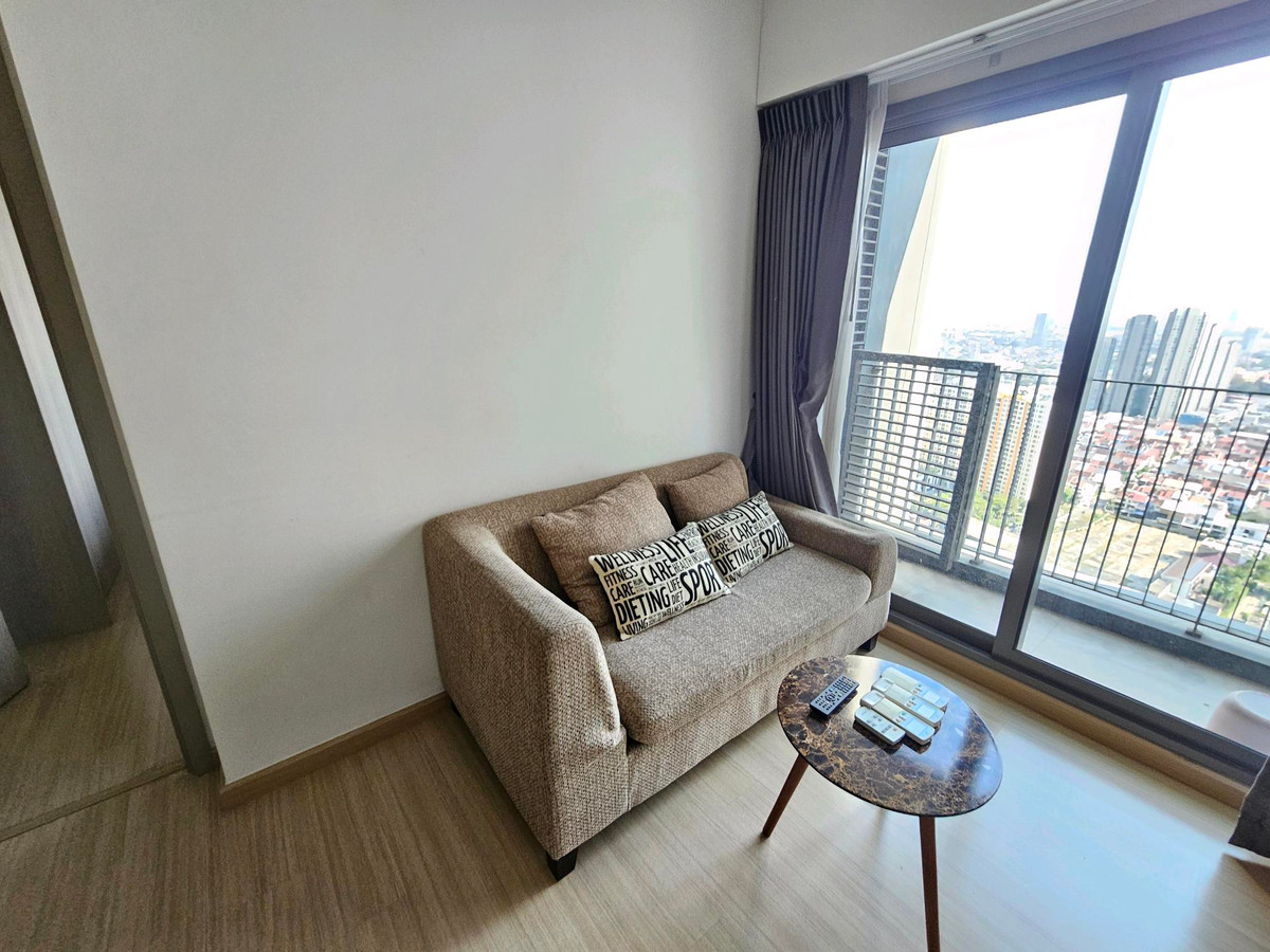 For RentCondoOnnut, Udomsuk : Vacant room, cheap rental, high floor, 2 bedrooms, 1 bathroom, Whizdom Connect Sukhumvit.