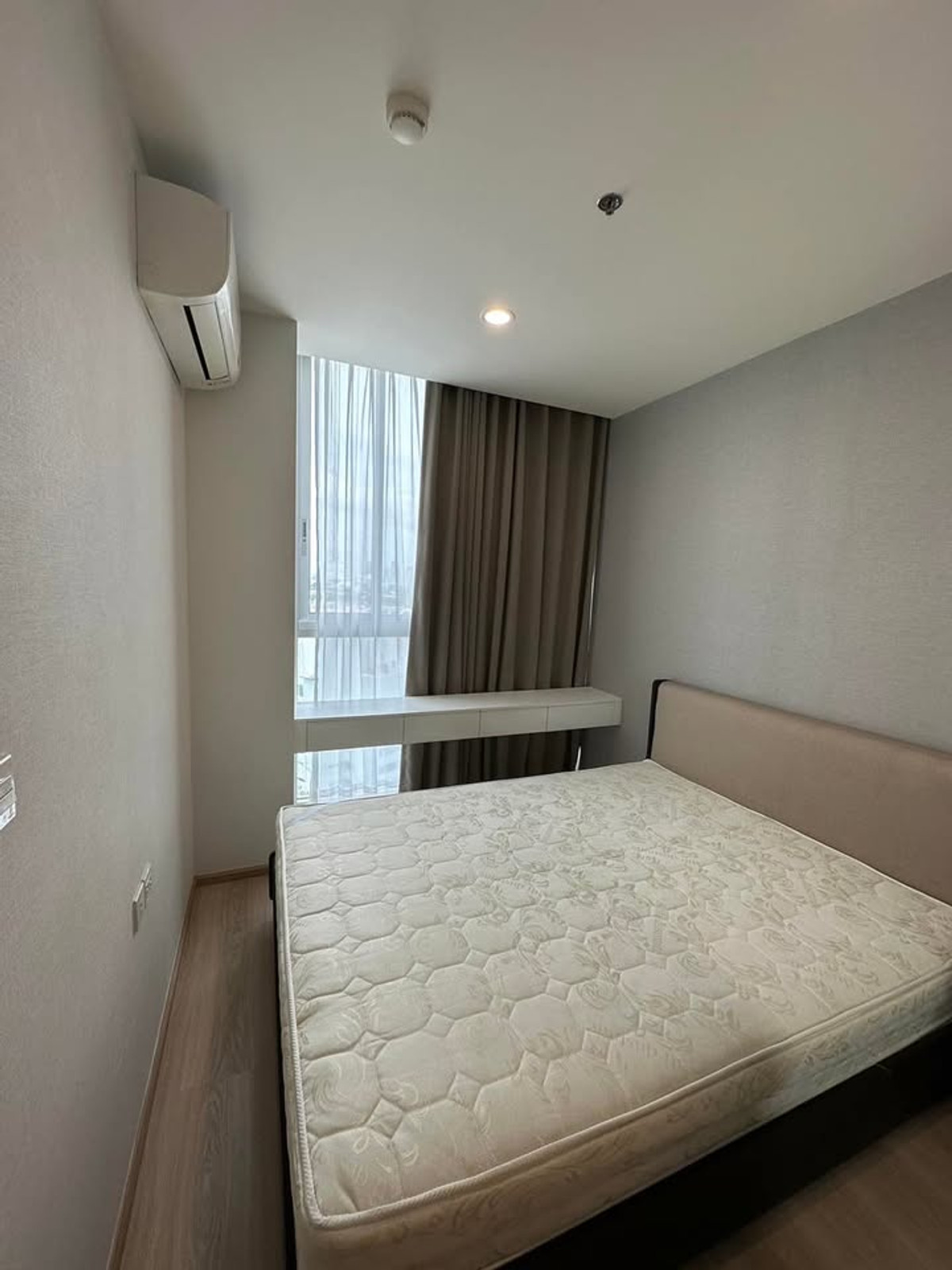 For RentCondoRatchadapisek, Huaikwang, Suttisan : RC020726 Condo for rent at THE NOBLE REVOLVE RATCHADA 2 near MRT Cultural Center Station